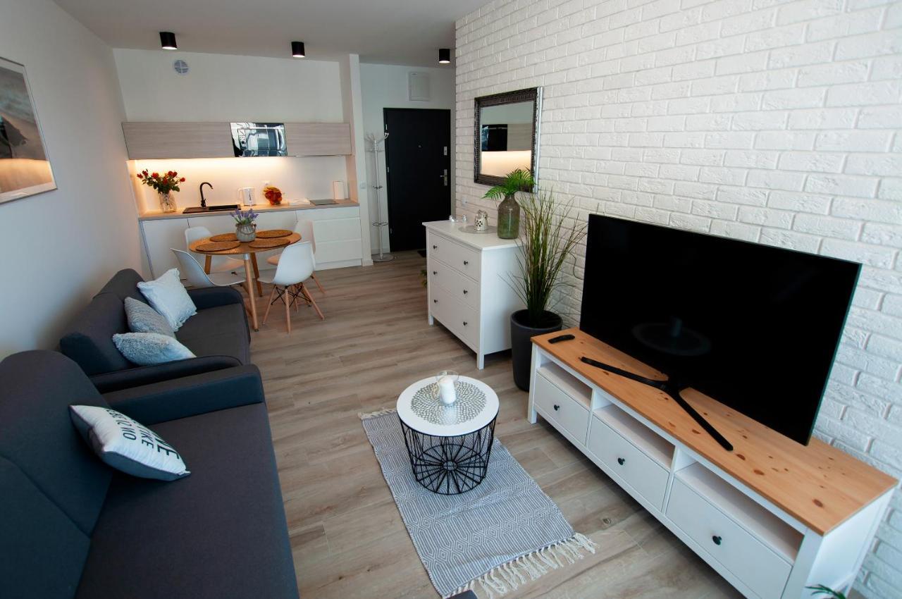 Apartament IKAR z widokiem na morze w kompleksie Platinium Rewal Zewnętrze zdjęcie